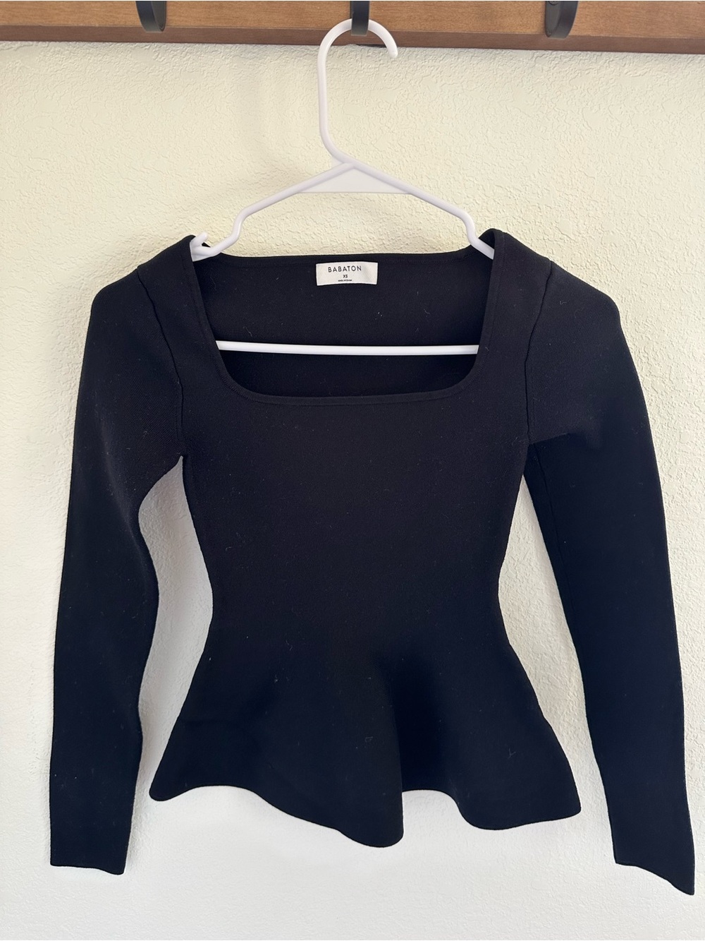 Babaton Black Square-Neck Peplum Long Sleeve Top